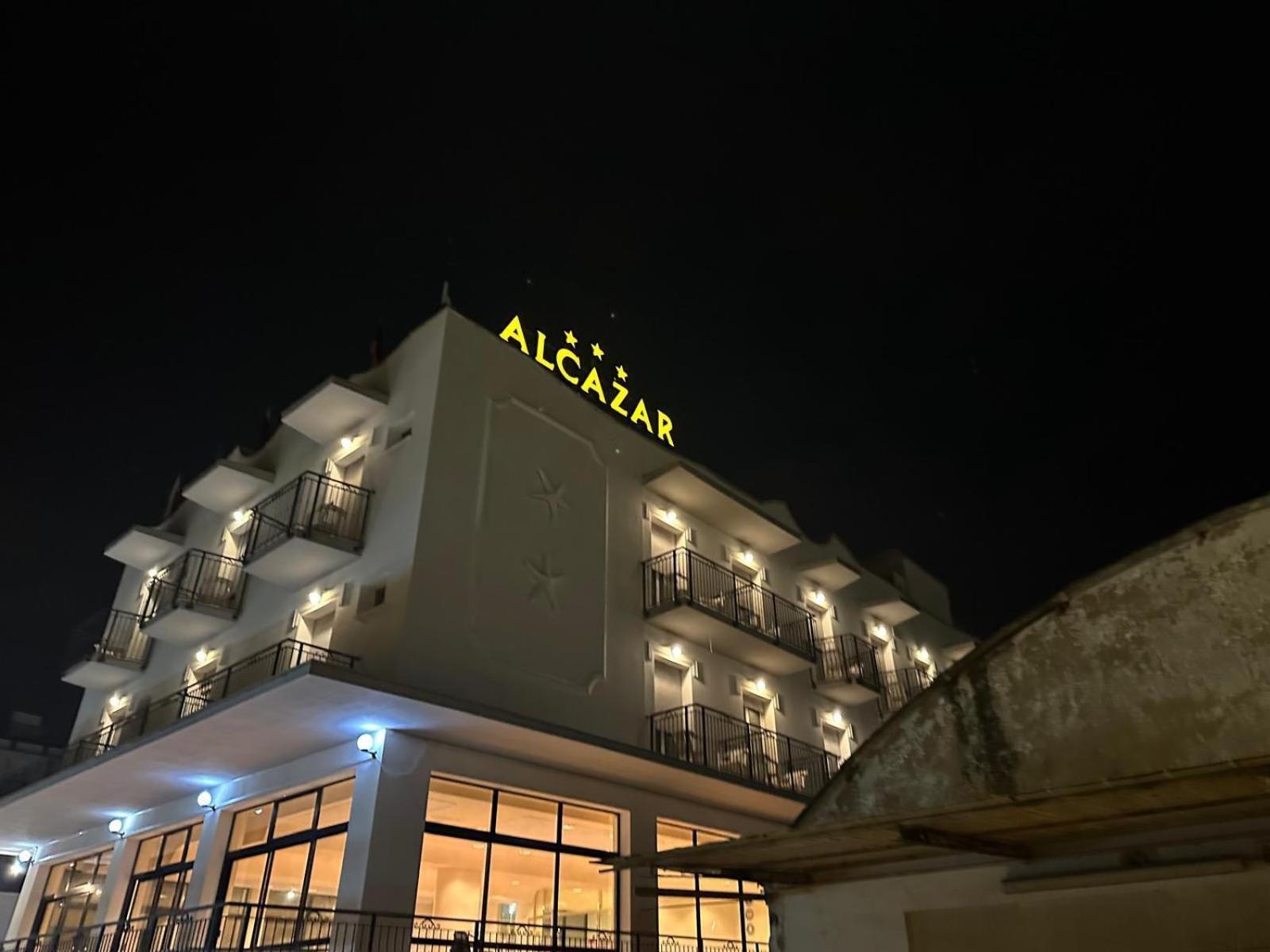 Hotel Alcazar Rímini Exterior foto